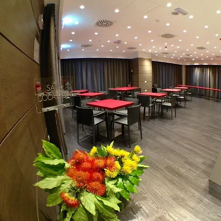 弗伦姆酒店 酒店