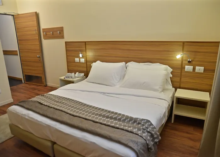 Hotel Forum 3*